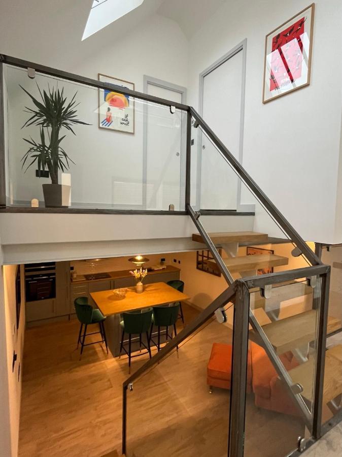 Apartment Emery Street